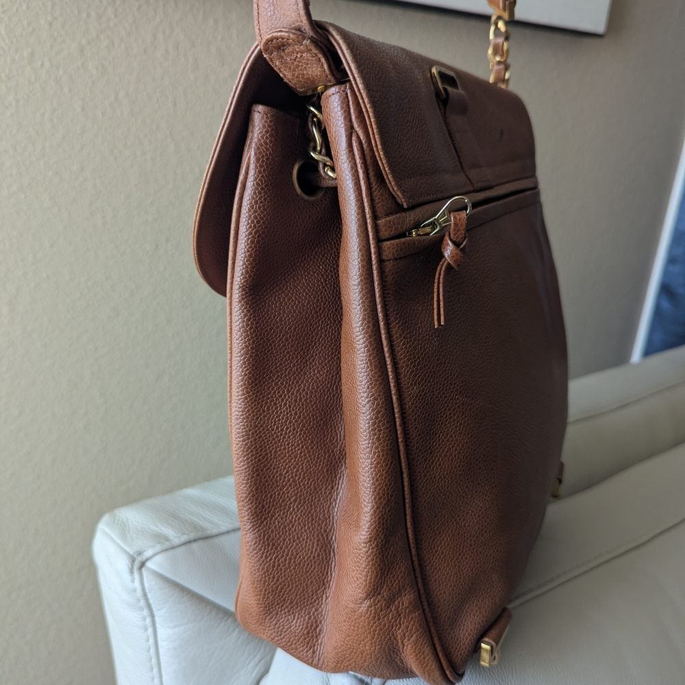 Chanel Vintage drawstring CC backpack in brown caviar leather with gold-tone - Picture 3 of 12